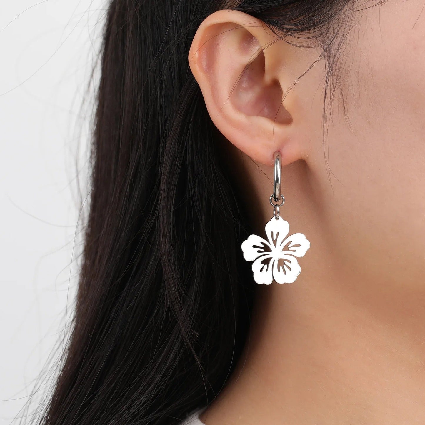 フラワーデザインピアス