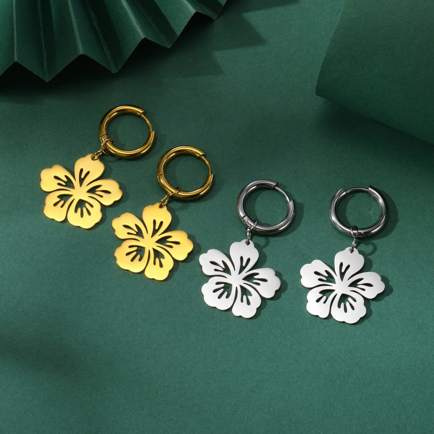 フラワーデザインピアス