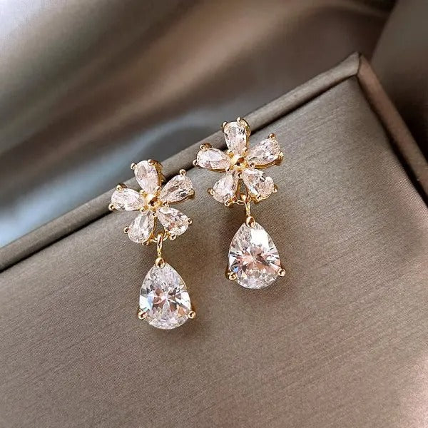 グレースフルクリスタルピアス